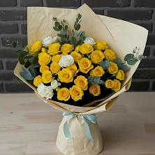 Букет цветов из:  Розы в Хлопово