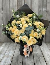 Букет цветов из:  Розы и Лизиантусы в Хлопово