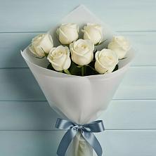 Букет 7 Белых роз Эдлесс Лав в Хлопово