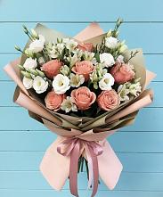 Букет цветов из:  Розы, Альстромерии и Лизиантусы в Хлопово