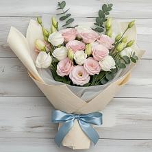 Букет цветов из:  Лизиантусы в Хлопово