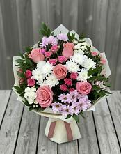 Букет цветов из:  Альстромерии, Гвоздики, Розы и Хризантемы в Хлопово
