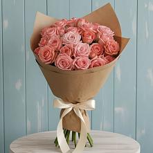 Букет цветов из:  Розы в Хлопово