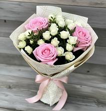 Букет цветов из:  Розы в Хлопово