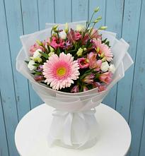 Букет цветов из:  Герберы, Альстромерии и Лизиантусы в Хлопово