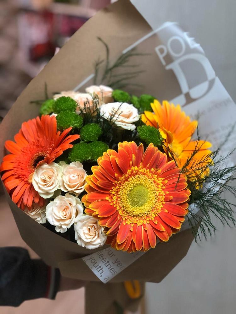 Букет цветов из: Герберы, Хризантемы и Розы в Хлопово