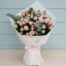 Букет цветов из:  Розы в Хлопово