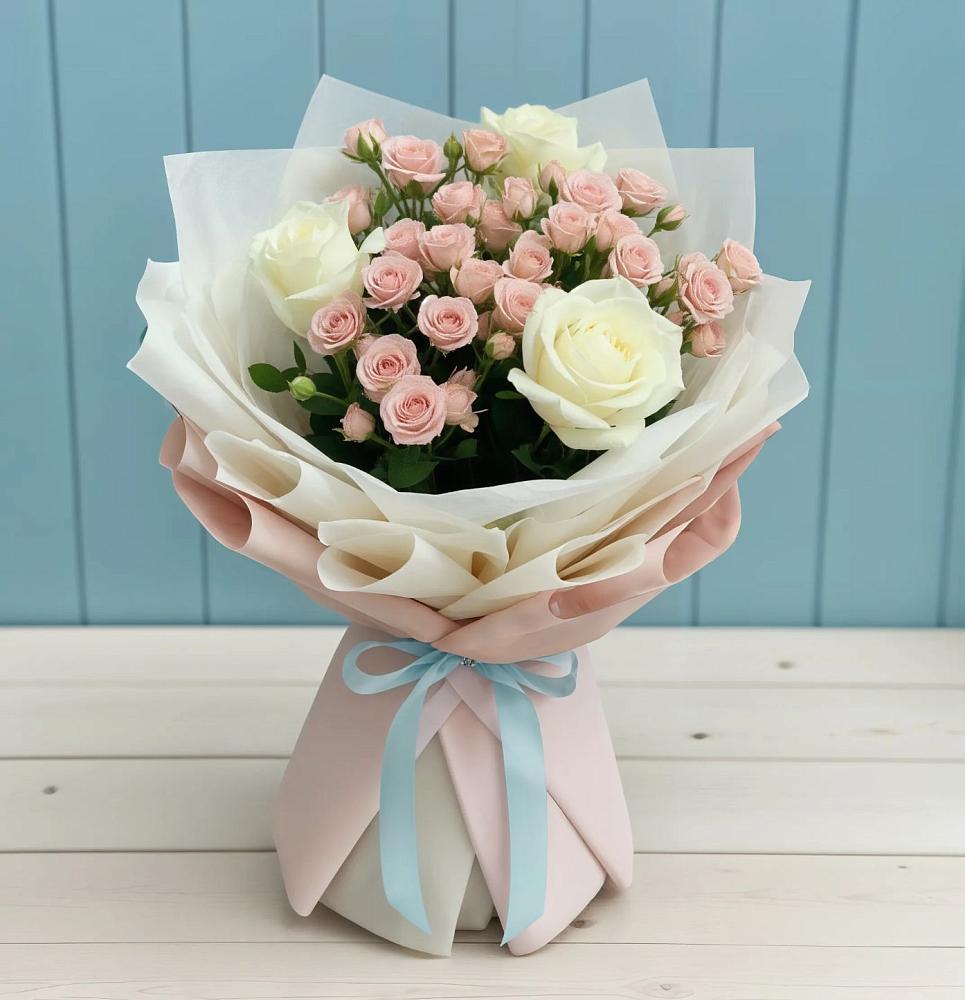 Букет цветов из: Розы в Хлопово